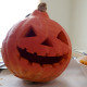 まだ間に合う！ハロウィンのお化けかぼちゃ「ジャック・オー・ランタン」を手作り♪　お役立ちアイテムは、同じく秋が旬のアレに使う・・・